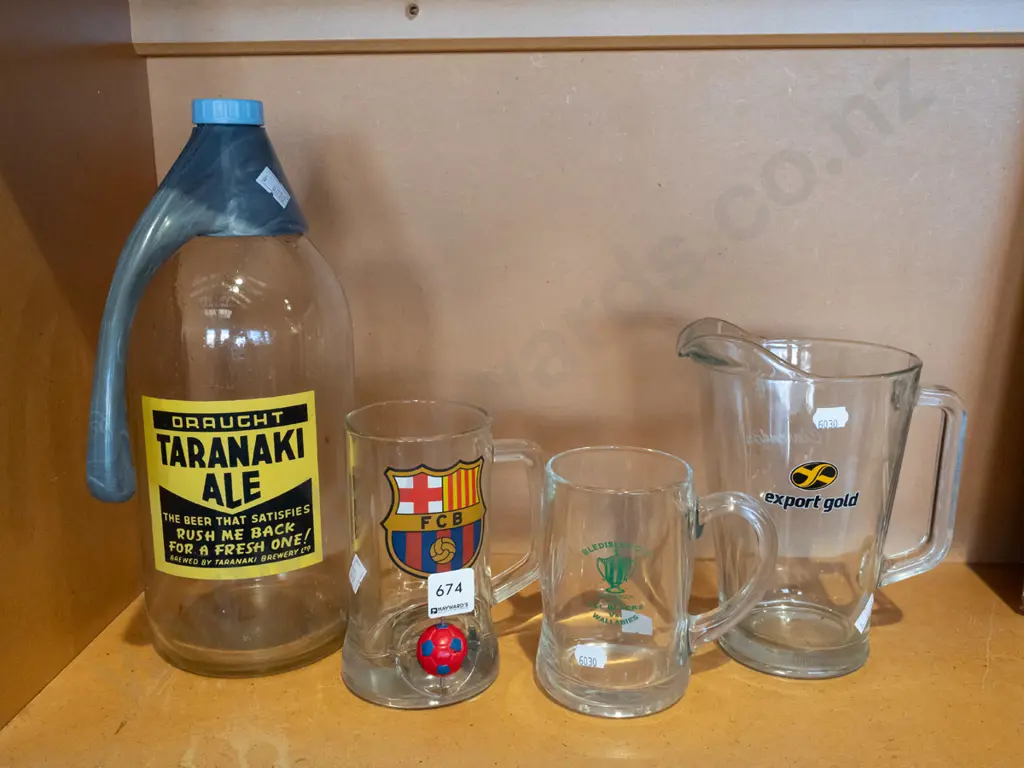 Taranaki Ale flagon, beer jug, 2x beer glasses Image 1++