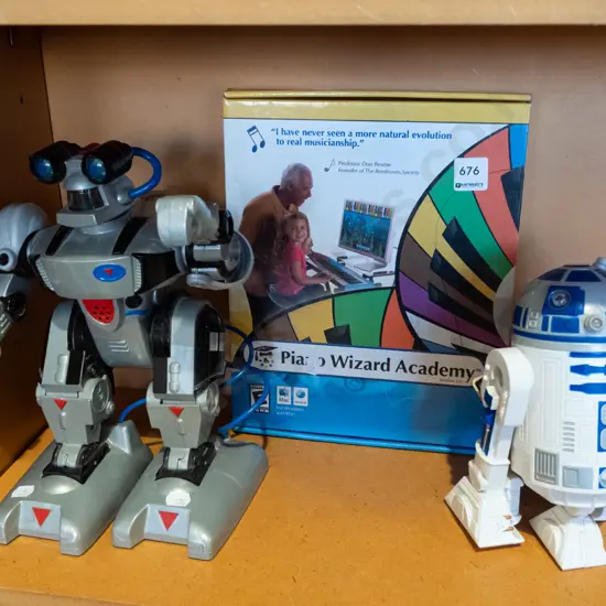 plastic robot, boxed piano wizard academy, R2D2 bottle