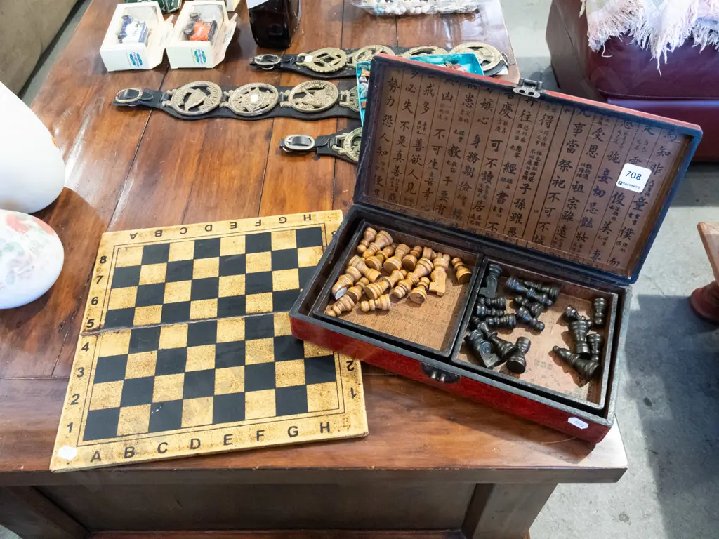 Chinese chess set Image 1++