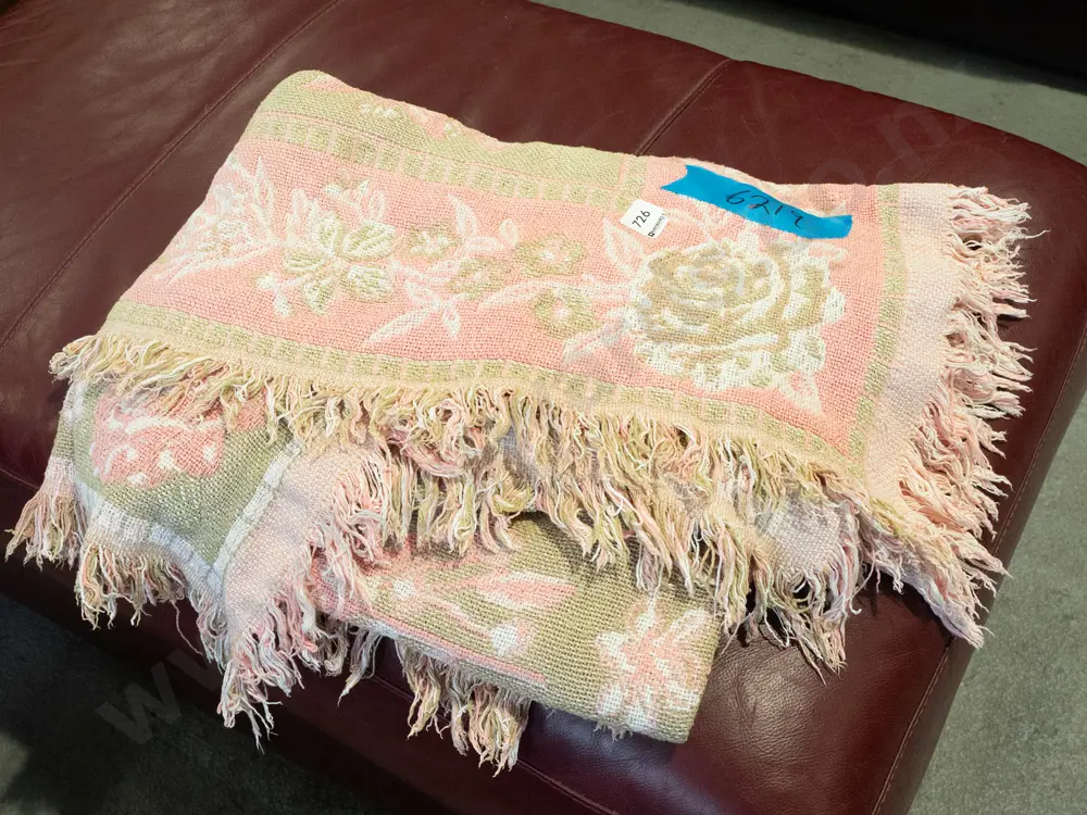 cotton throw Image 1++