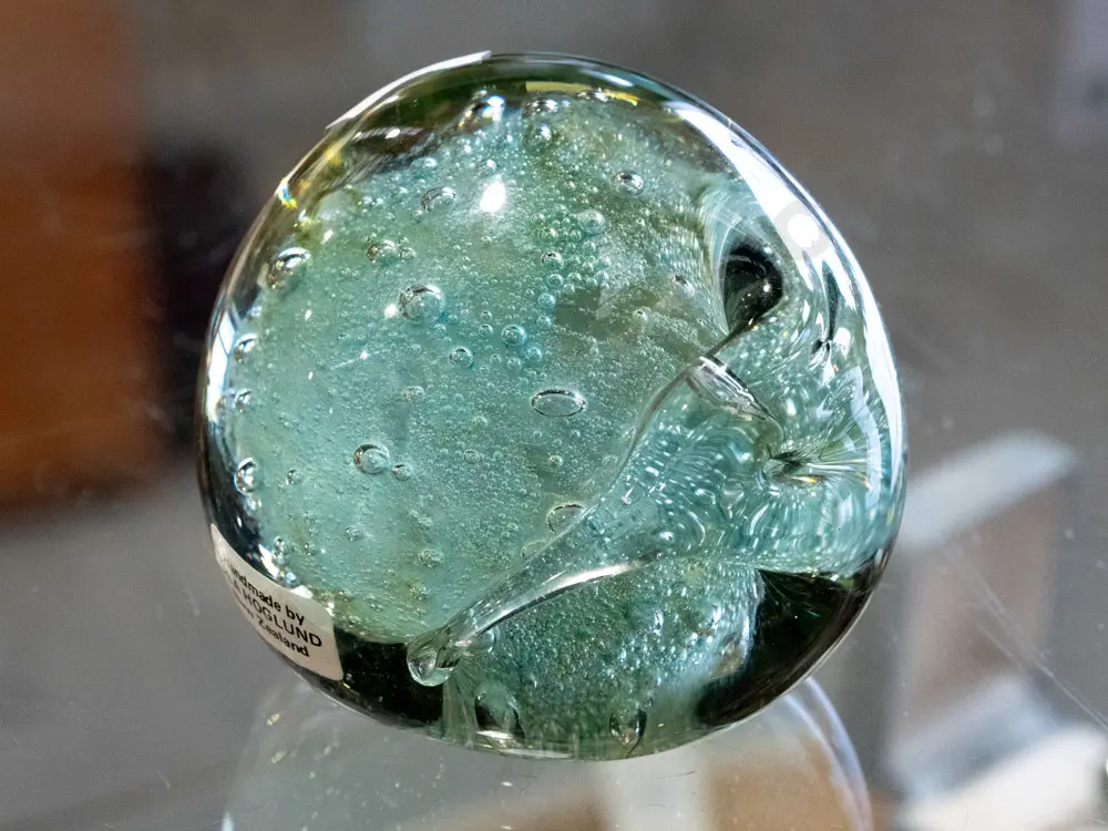 studio art glass Hoglund paperweight Image 1++