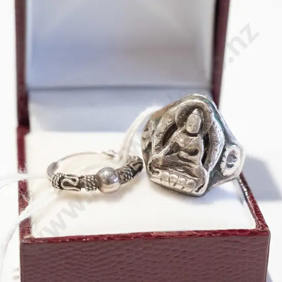 ring & single earring