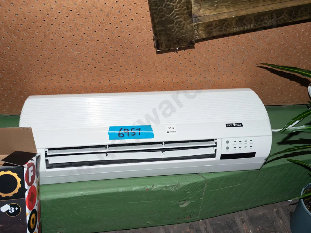 nouveau wall mounted heater Image 1++