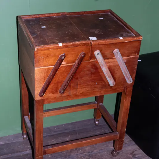 sewing concertina - varnish needs attention
