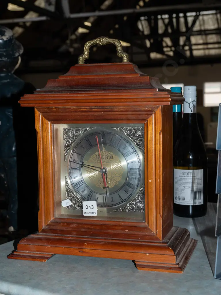 Lexington reproduction wood cased mantle clock Image 1++