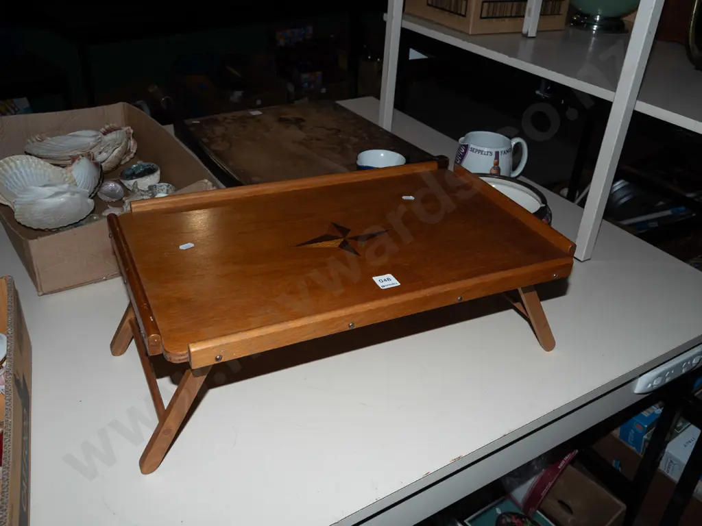 foldaway wooden freestanding tray Image 1++