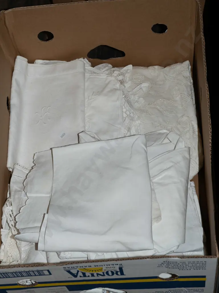 box; linen Image 1++