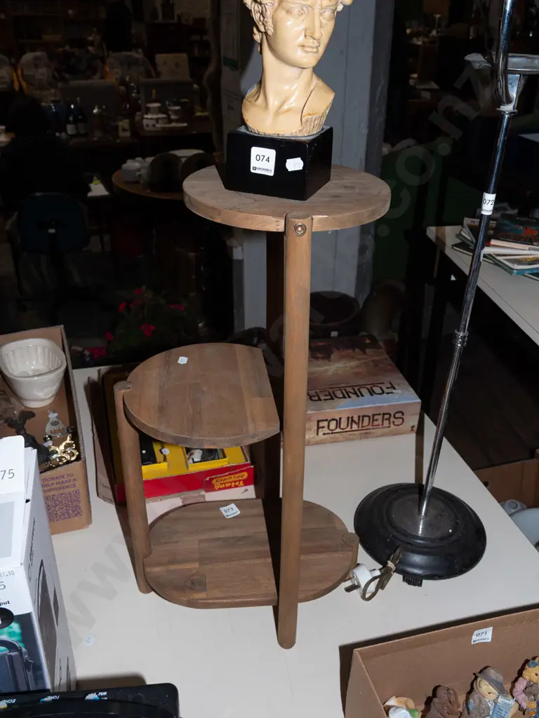 small wooden jardiniere stand H600 Image 1++