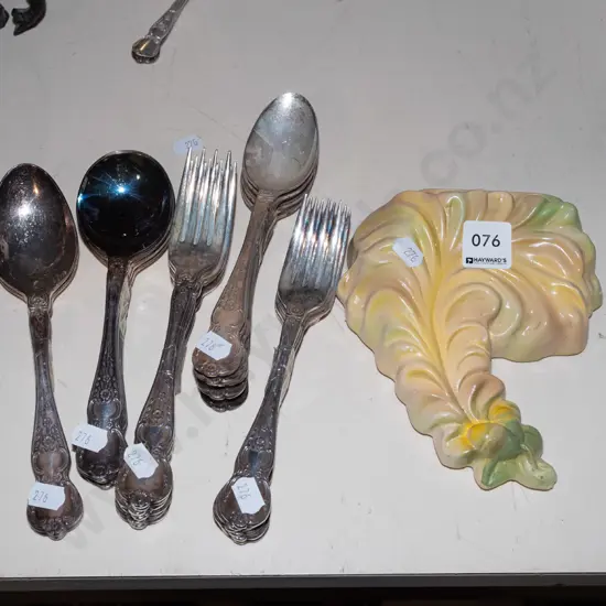 retro wall pocket vase, plated cutlery