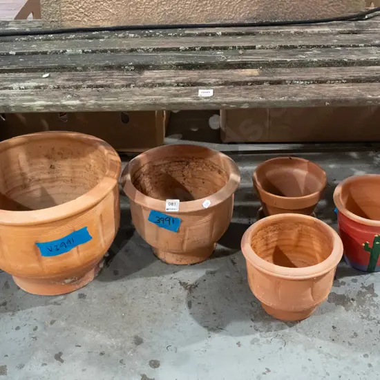 5x terracotta planters Tallest H240