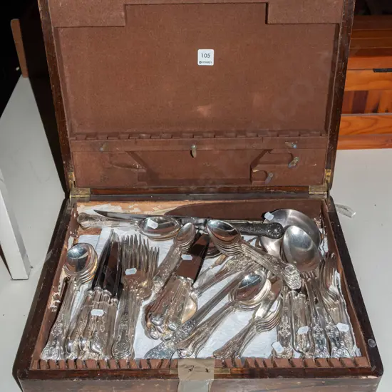 canteen and cutlery - canteen in poor condition,  may be incomplete
