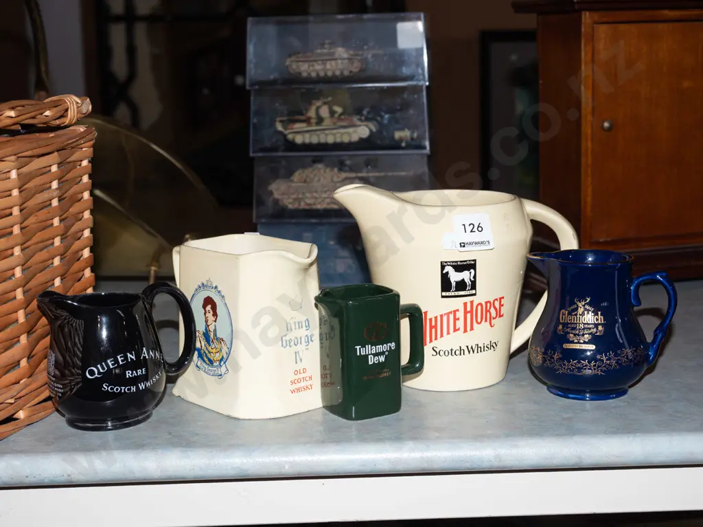 5x whisky jugs Tallest H140 Image 1++