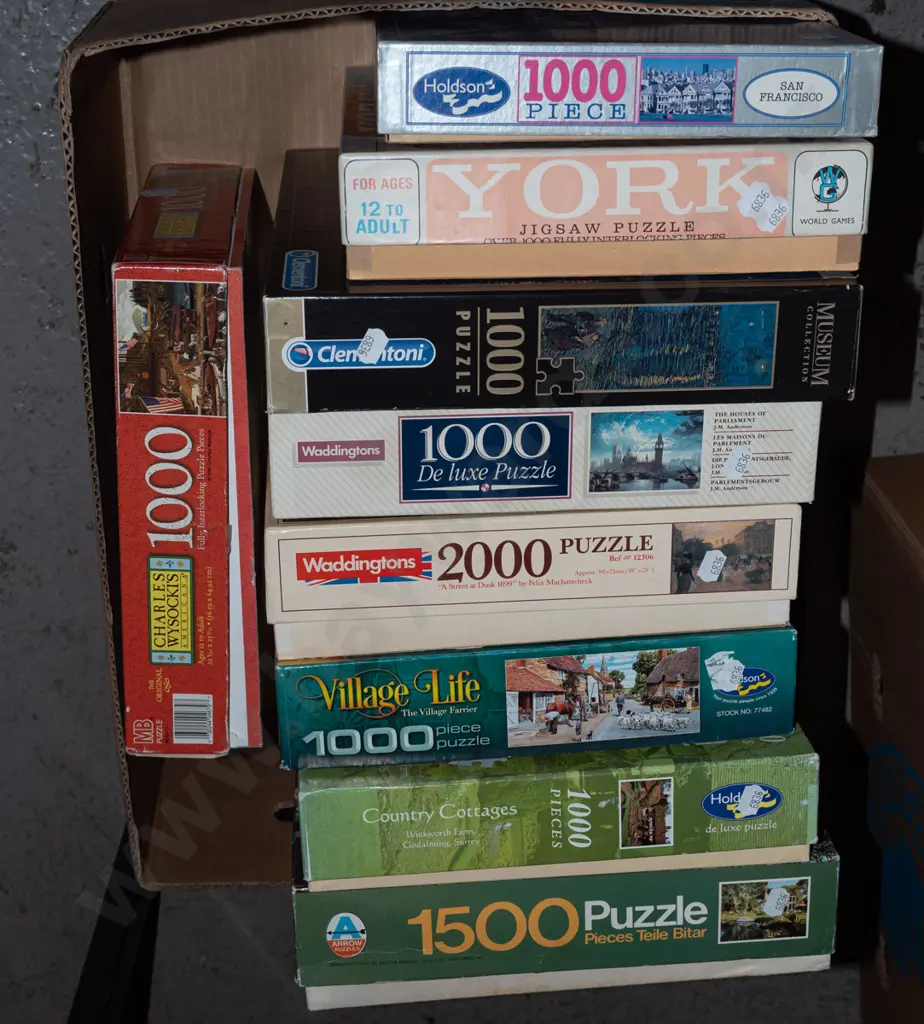 box of puzzles Image 1++