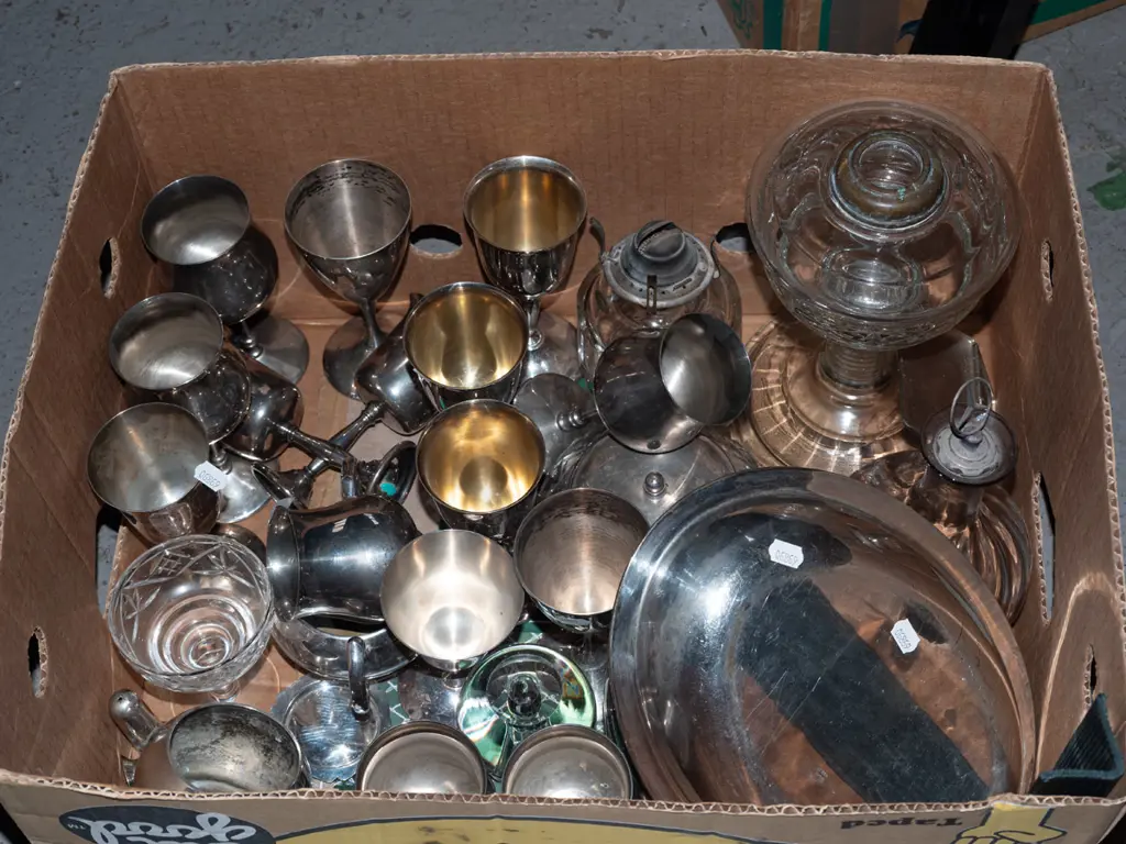 box; plated ware, glass kerosene lamp base Image 1++