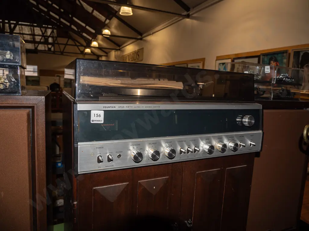 Fountain stereo system with 2 cabinet, Pioneer turntable,speakers Image 1++