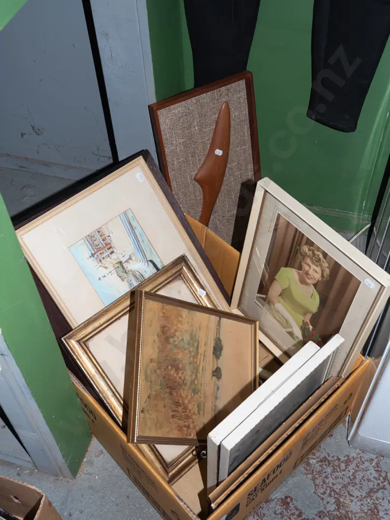 box; various artworks, prints, photographs etc Image 1++