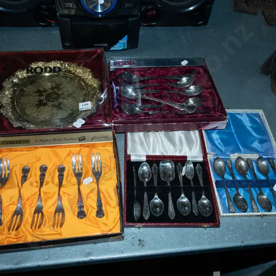 assorted cased cutlery, plated ware presentation tray