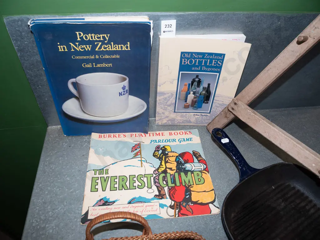 Everest parlour game, NZ pottery book, NZ bottles reference book Image 1++