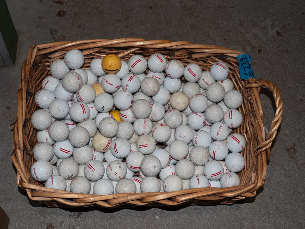 cane baskets, various golf balls Image 1++