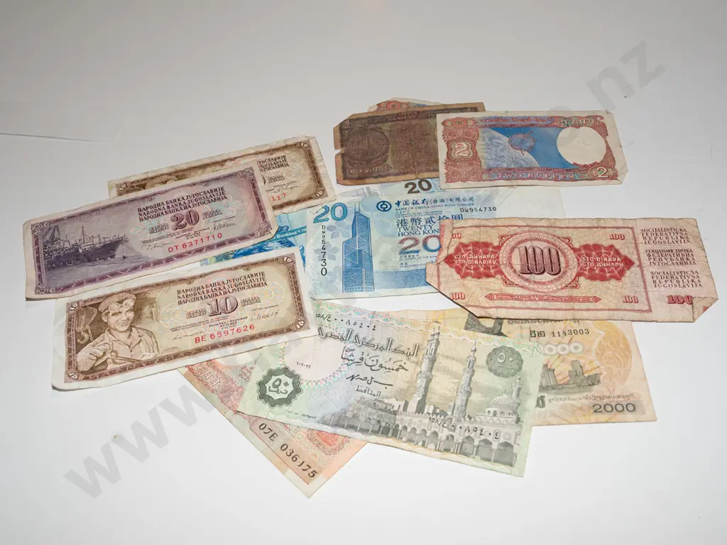 various bank notes Image 1++