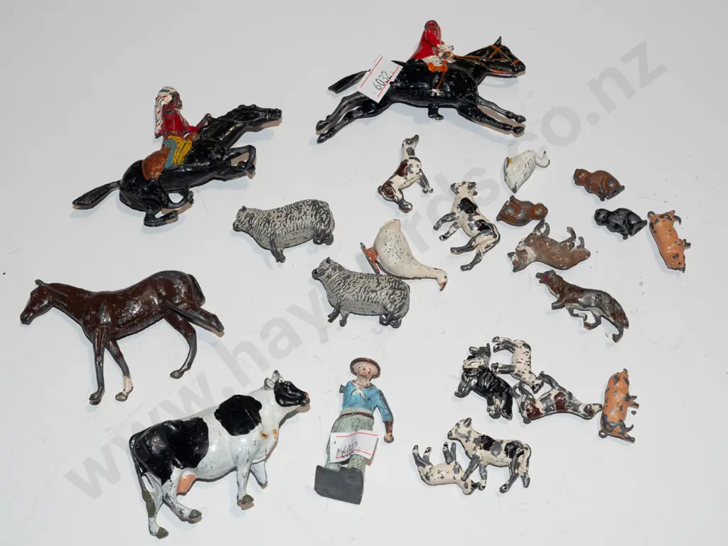 box of lead toys Image 1++