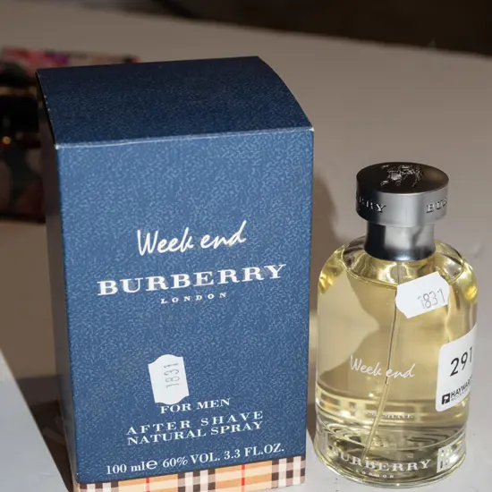 boxed Burberry Weekend aftershave 100ml