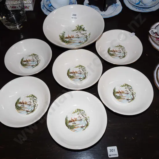 Crown Lynn retro sweet set