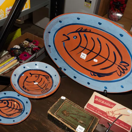 Jill Symes studio pottery fish plate and bowls