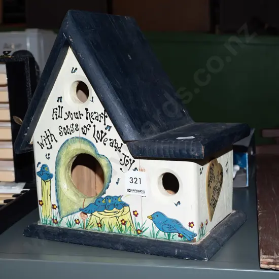 small birds house H245