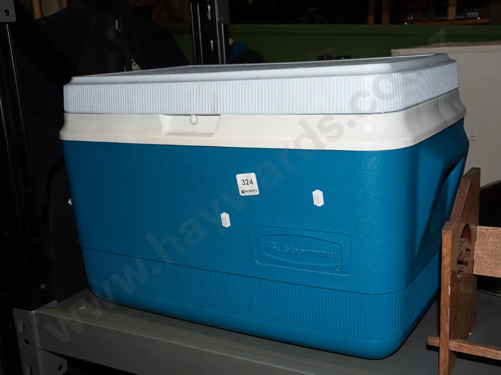 Rubbermaid chilly bin Image 1++