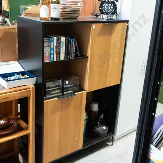 mdf melteca and faux wood wall unit with 2 cupboard doors, adjustable shelves H1495 W1000 D450