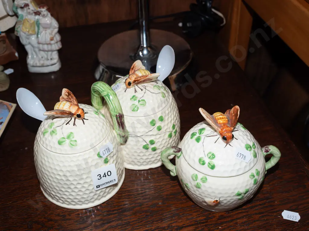 honey bee themed cover pots, honey piots Image 1++