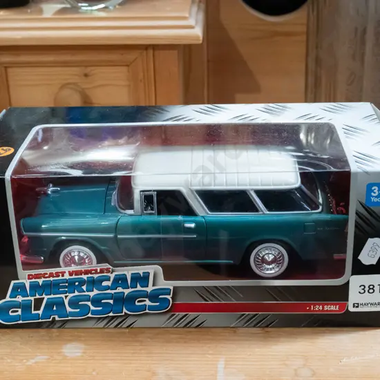 boxed diecast model 
