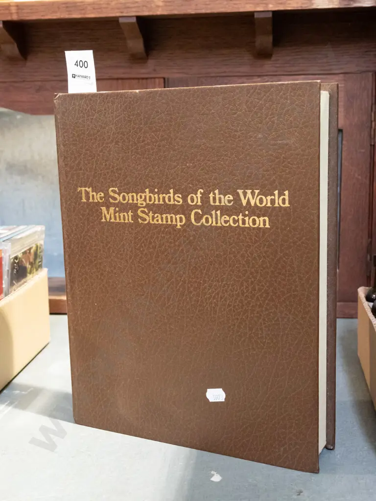 Song Birds of the World stamp collection Image 1++