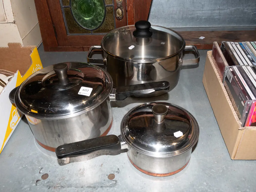 3x lidded pots Larges Diam250 Image 1++