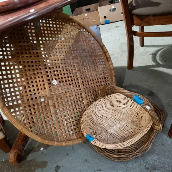 2x cane baskets, large cane tray Diam740