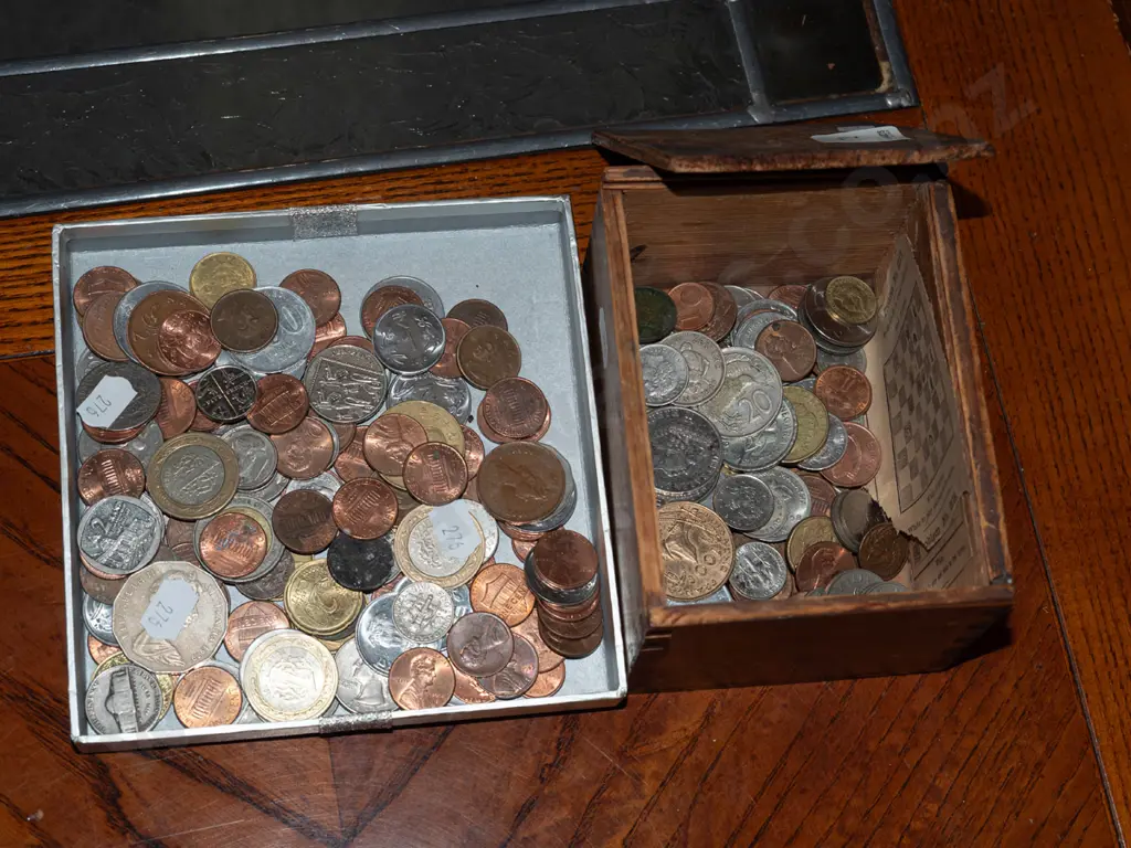 tray and box of coins Image 1++