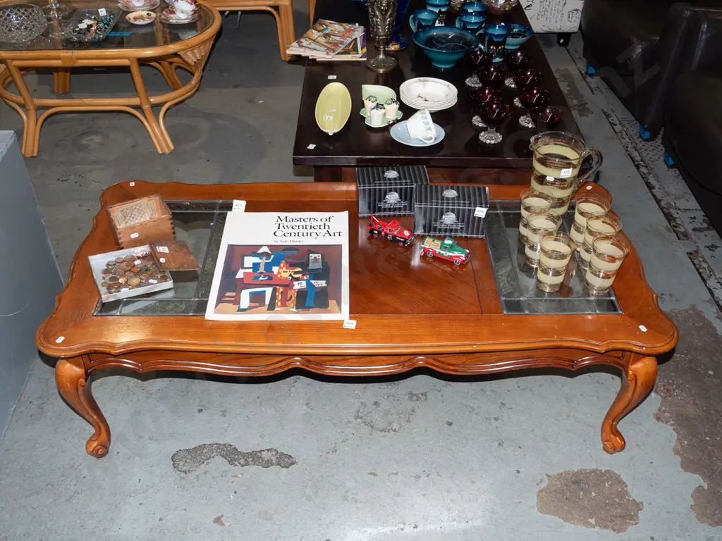 cab leg oak coffee table with 2 leadlight panels H420 W1340 D640 Image 1++