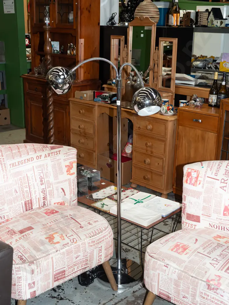 twin bulb chrome standard lamp Image 1++