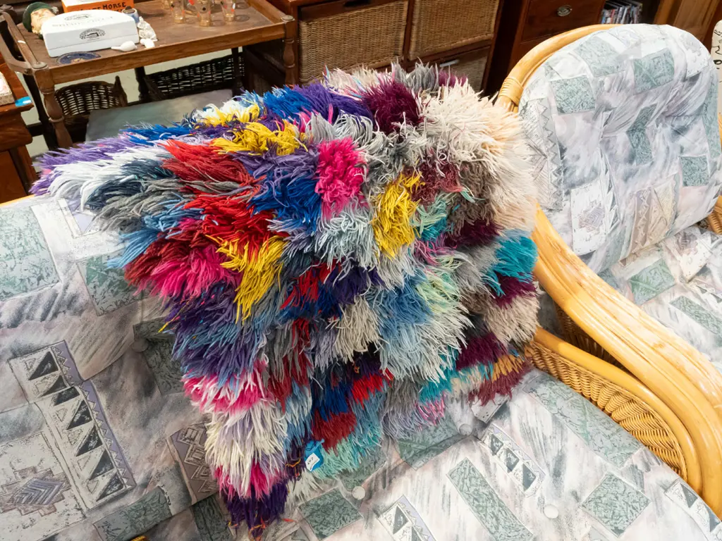 multi coloured hand tufted floor mat L1120 W670 Image 1++