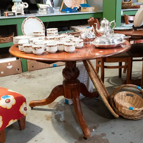 cedar pedestal dining table H740 Diam1100