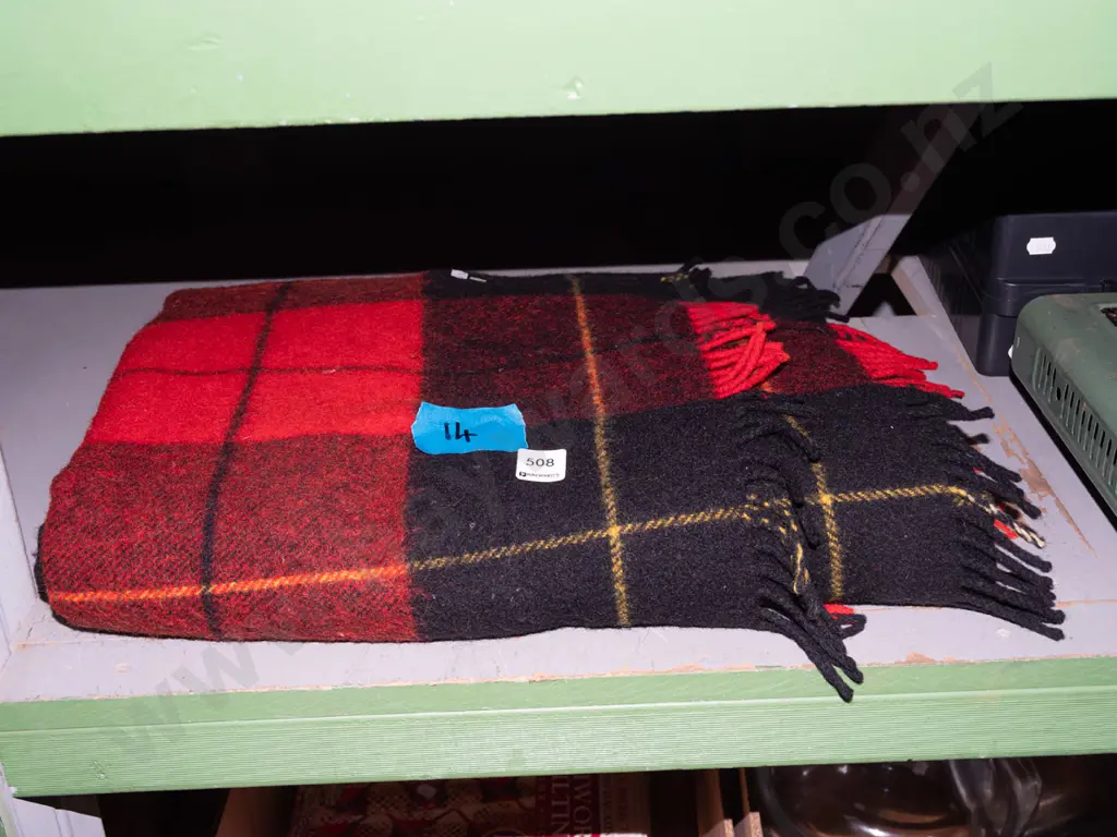 checked woollen travel blanket Image 1++