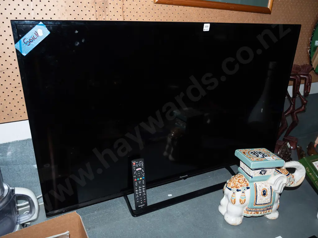 Panasonic 50" TV Image 1++