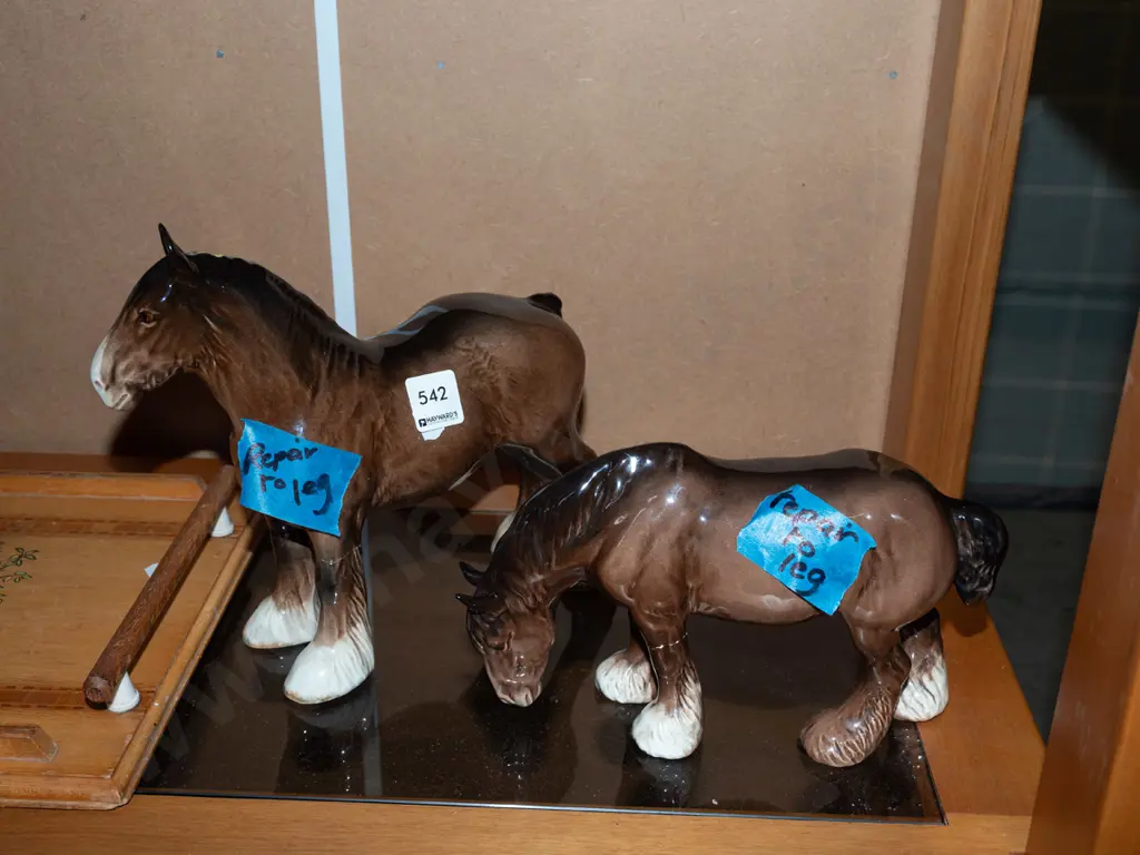 2x Beswick clydesdales - repairs to legs Image 1++