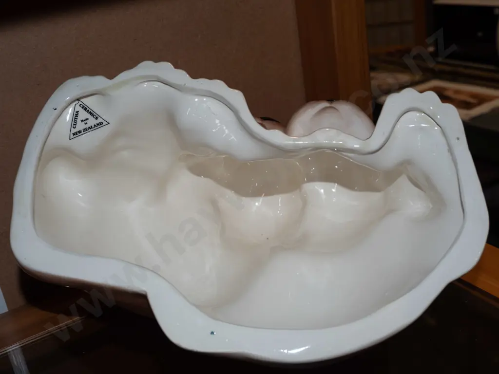 Clutha Ceramics puppies H210 Image 1++