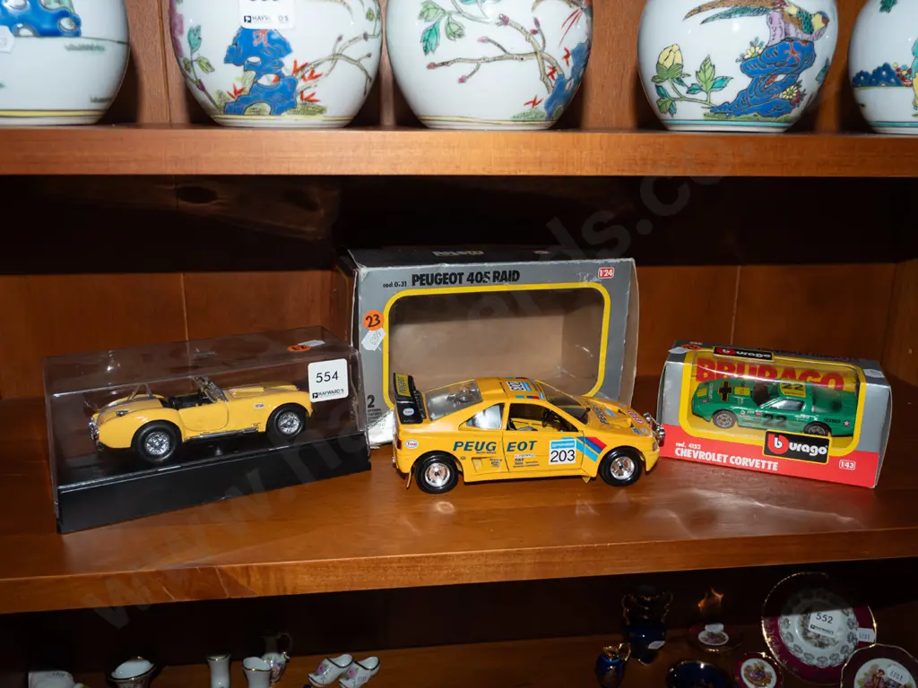 3x diecast model vehicles Image 1++