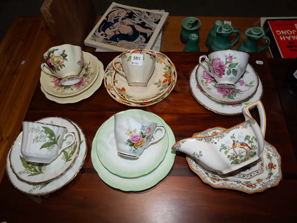 5x trios,  gravy boat Image 1++