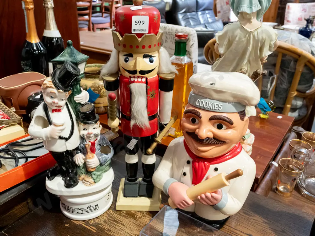 Scandanavian wooden nut cracker H400, novelty cookie jar, musical bar utensil holder Image 1++