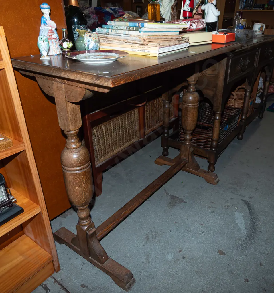 solid oak hall table H800 W910 D480 Image 1++