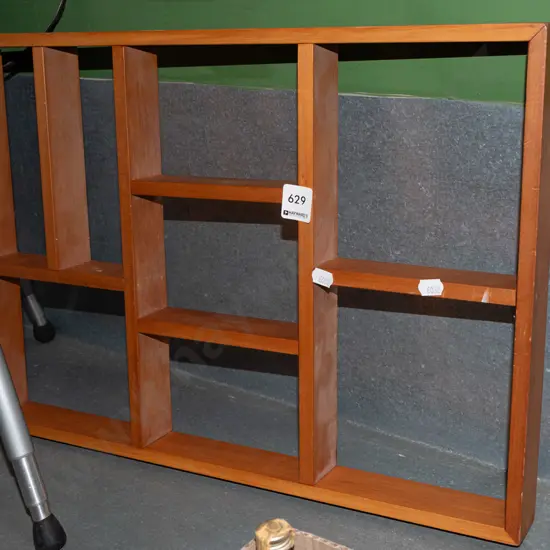 rimu wall mounted display shelves H360 W490 